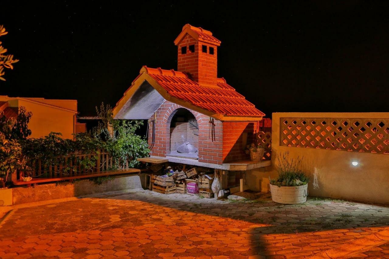 Villa Rako Dugi Rat Exterior photo