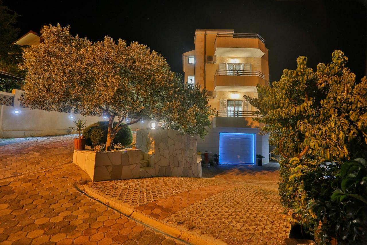 Villa Rako Dugi Rat Exterior photo